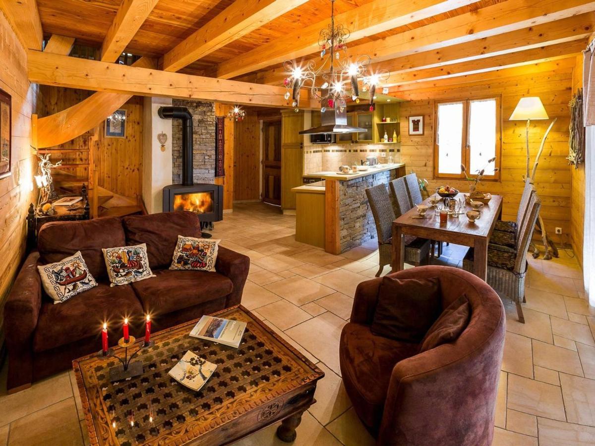Chalet 6 Pers Avec Spa, Terrasse Plein Sud A - Fr-1-393-22