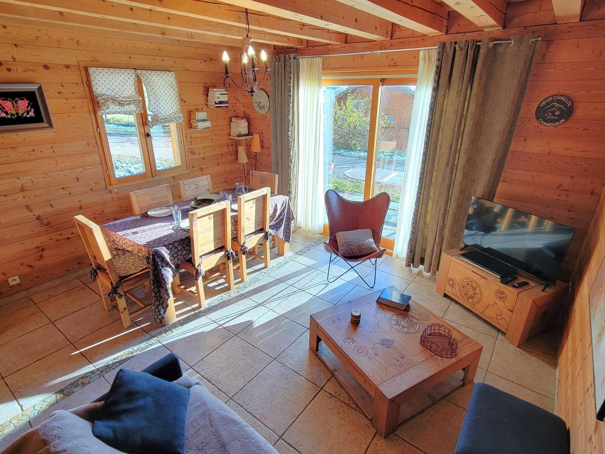 6 Pers Avec Spa, Terrasse Plein Sud A - Fr-1-393-22 Chalé